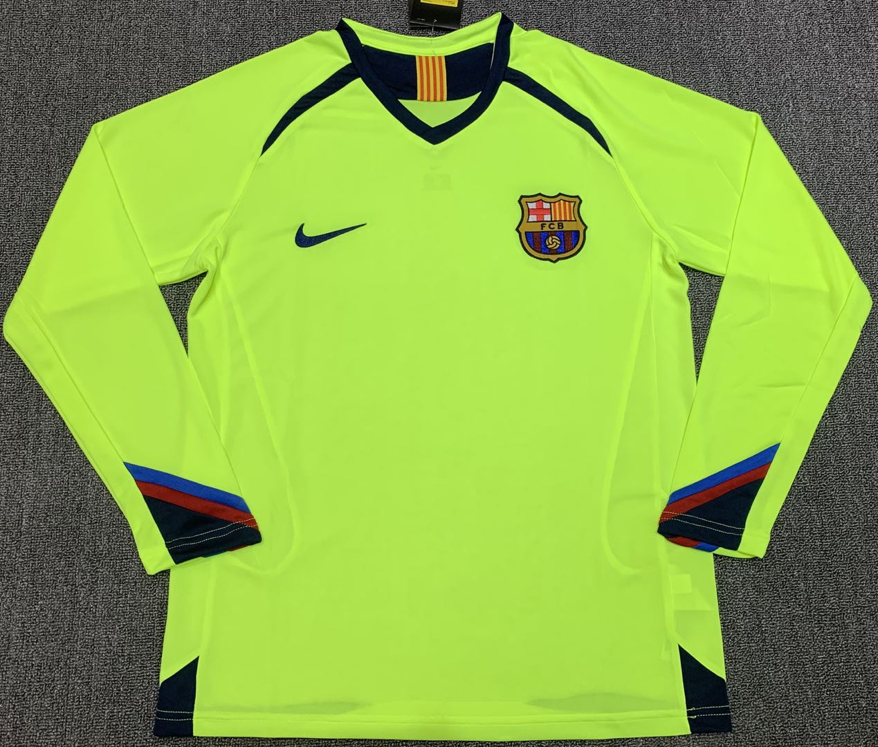 2005-2006 Barcelone Exterieur Manches Longues Maillot