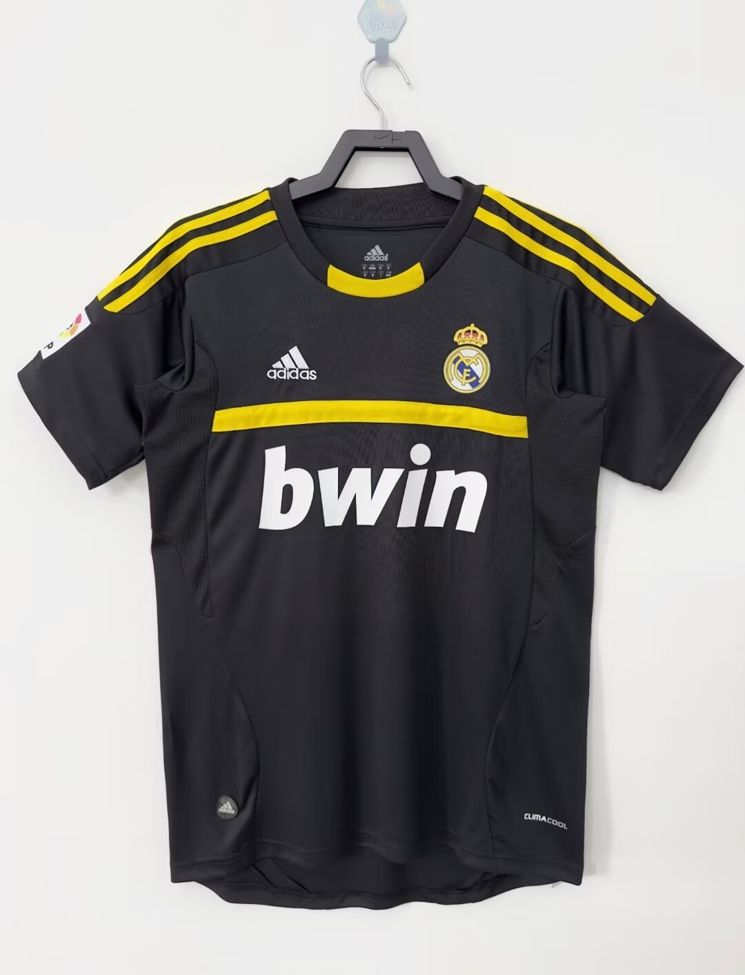 2011-2012 Real Madrid Goalkeeper Jersey Black