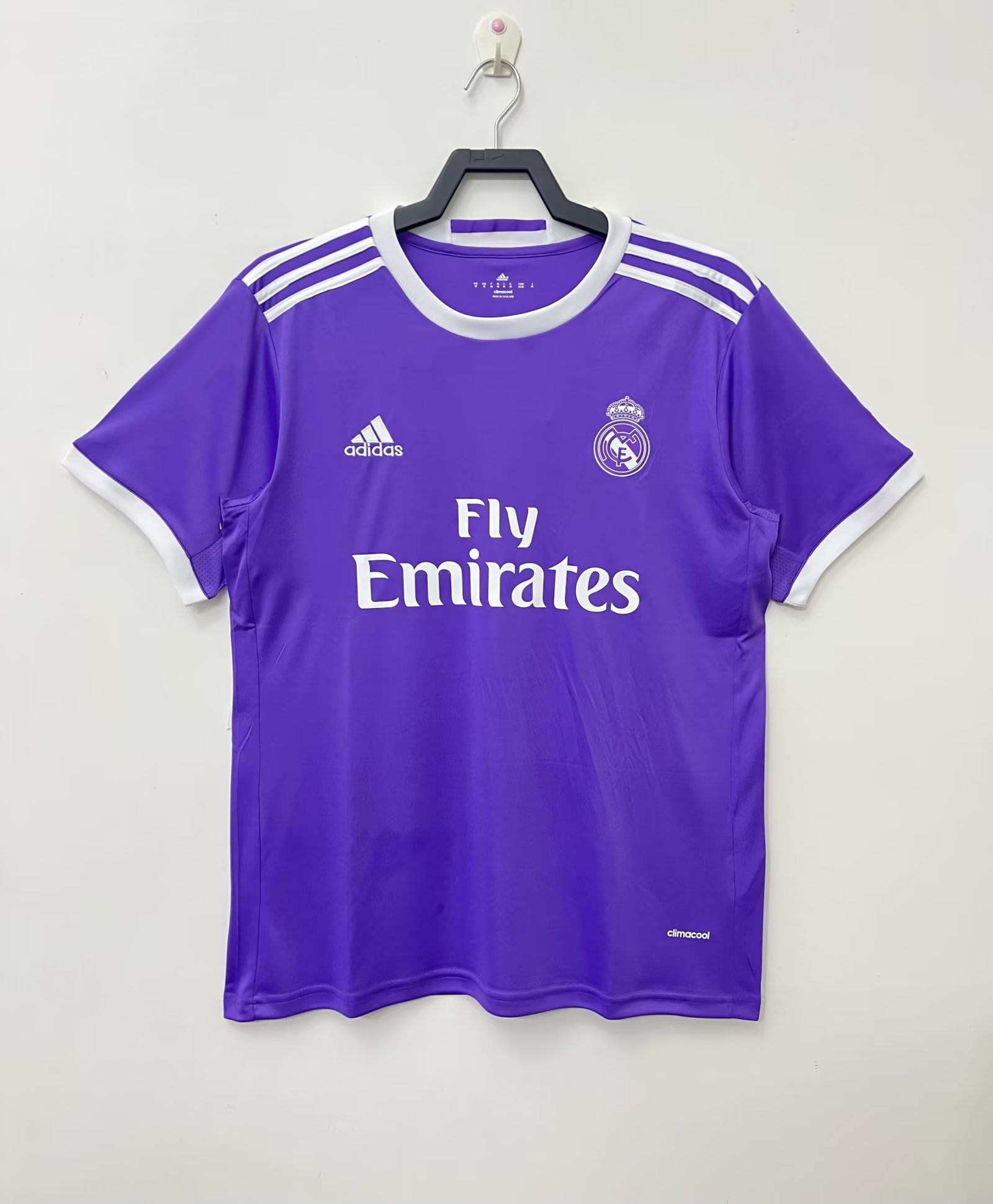 2016-17 Real Madrid Exterieur Maillot