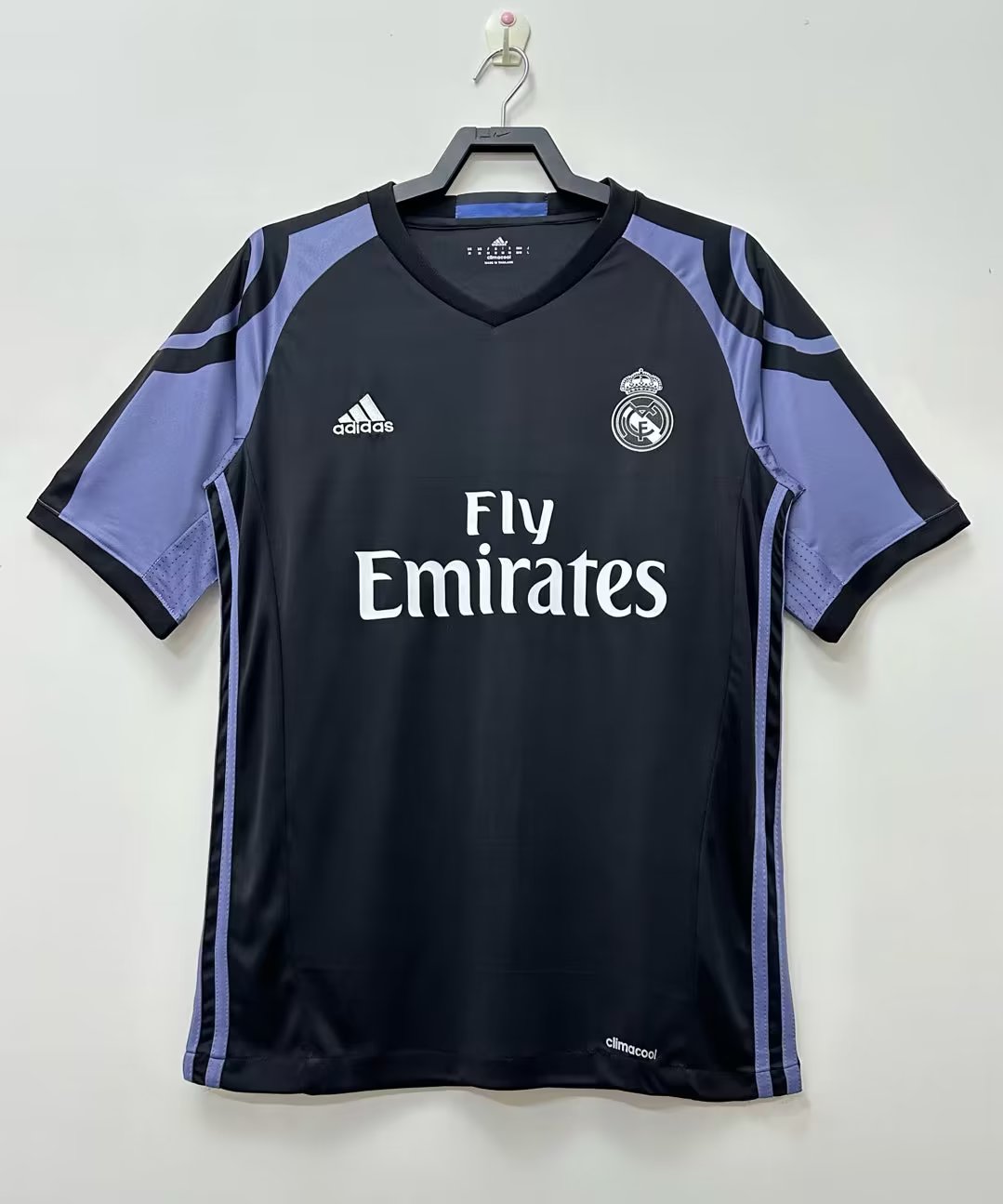 2016-2017 Real Madrid Deuxieme Exterieur Maillot