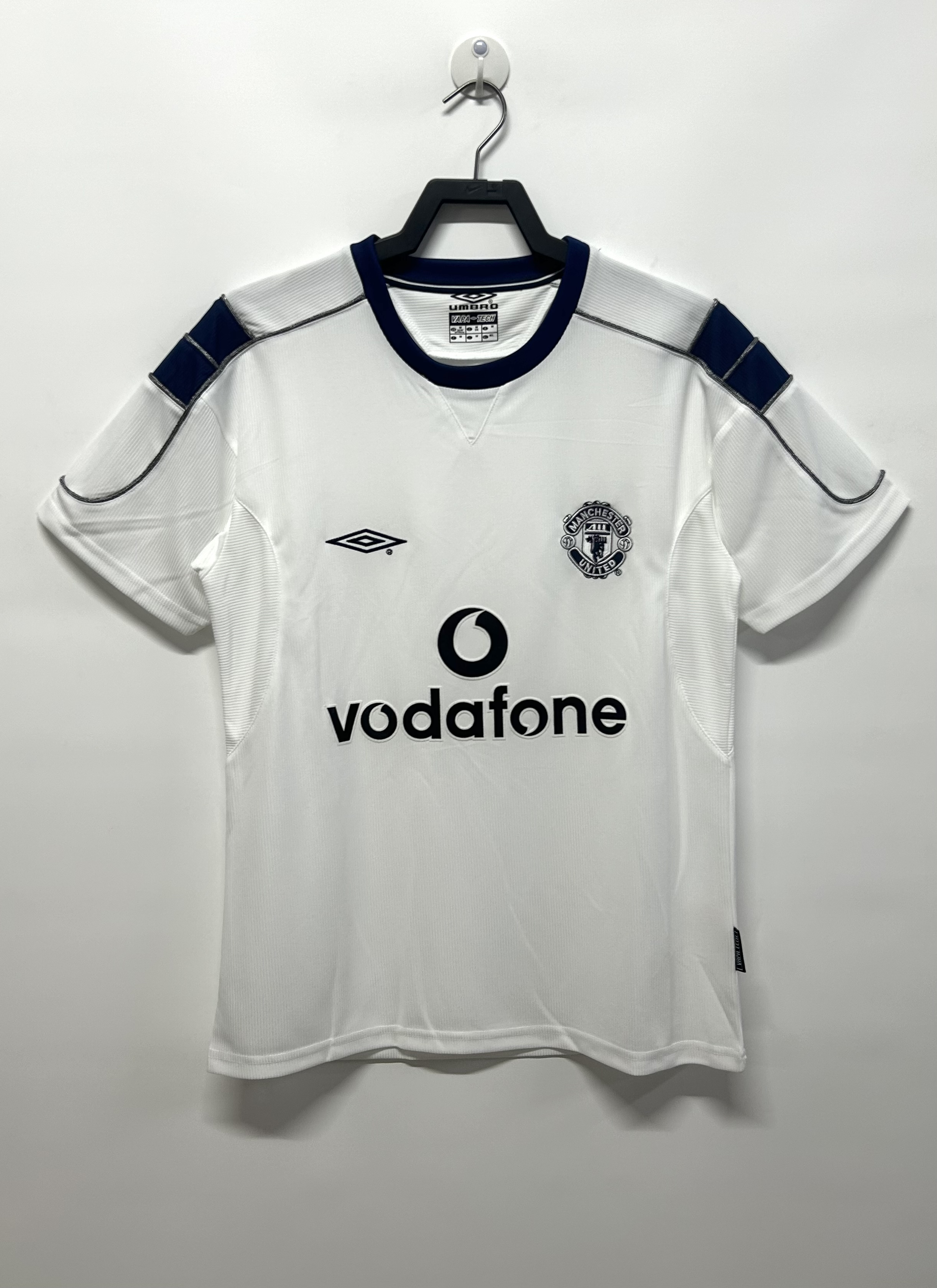 1999-2000 Manchester United Away Jersey