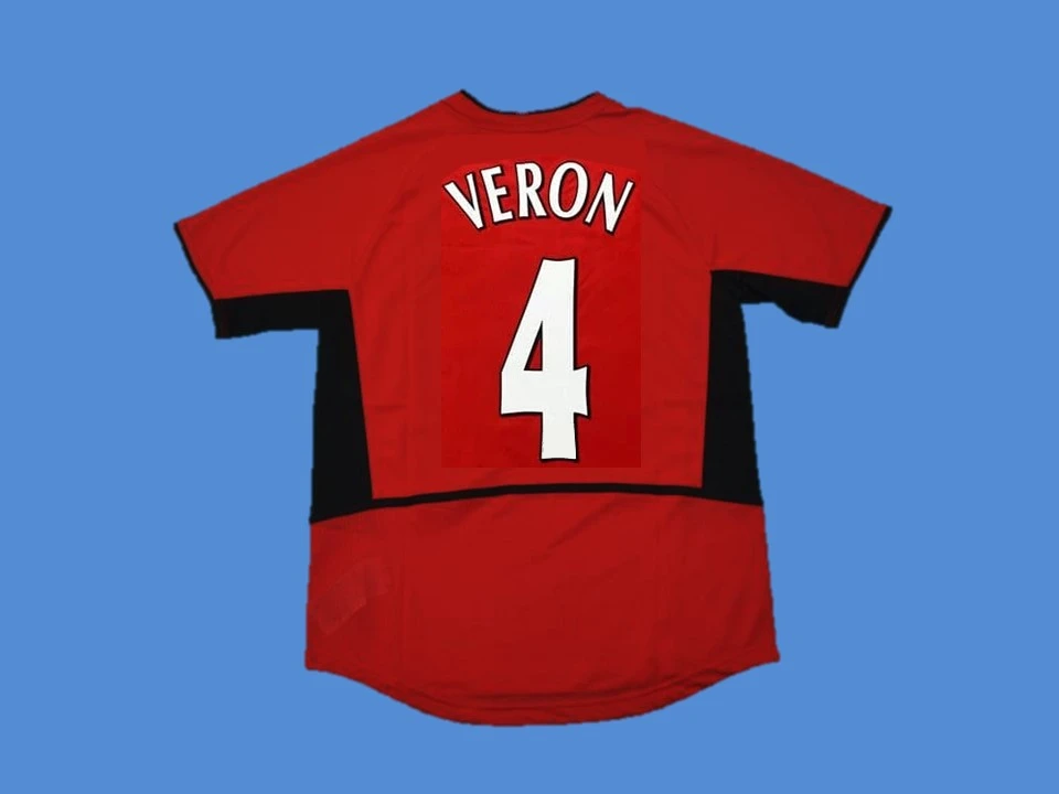 2002/2003 Manchester United Home Jersey Veron #4